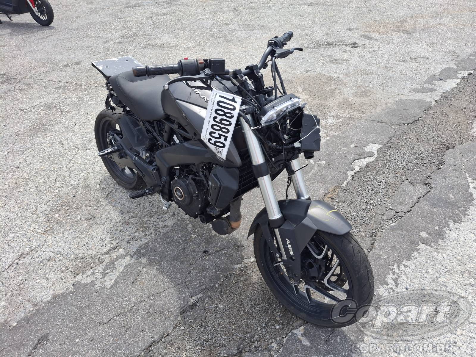 Veículo BAJAJ Dominar Bajaj Dominar D400 DTS-I 2024 2024 em leilão