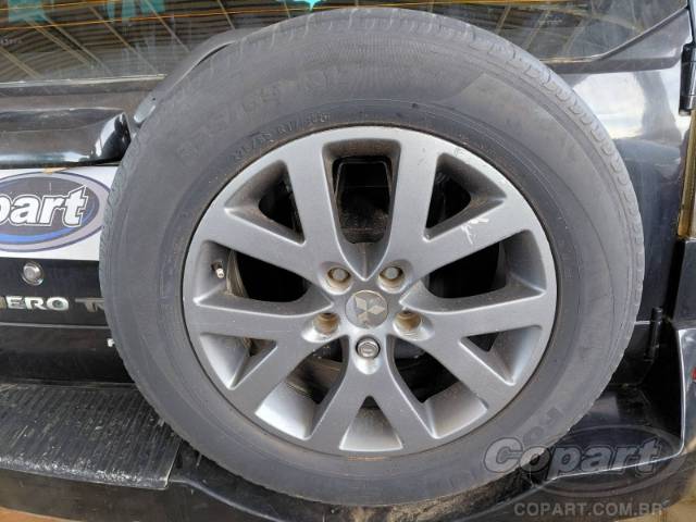 2013 MITSUBISHI PAJERO TR4 