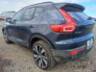2022 VOLVO XC40 