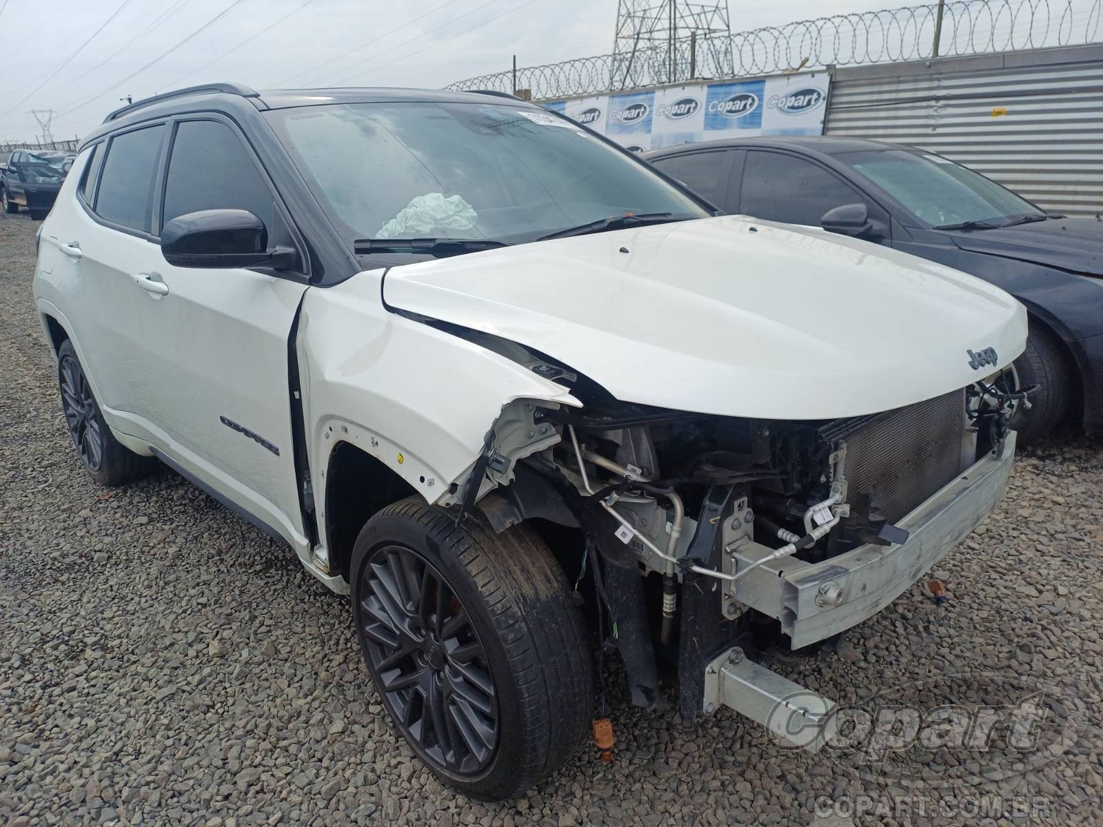 Veículo Fiat Compass JEEP COMPASS 2023 SUV Grandes 2023 em leilão