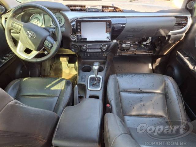 2022 TOYOTA HILUX CD 
