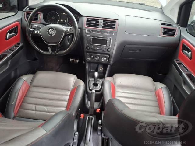 2015 VOLKSWAGEN FOX 
