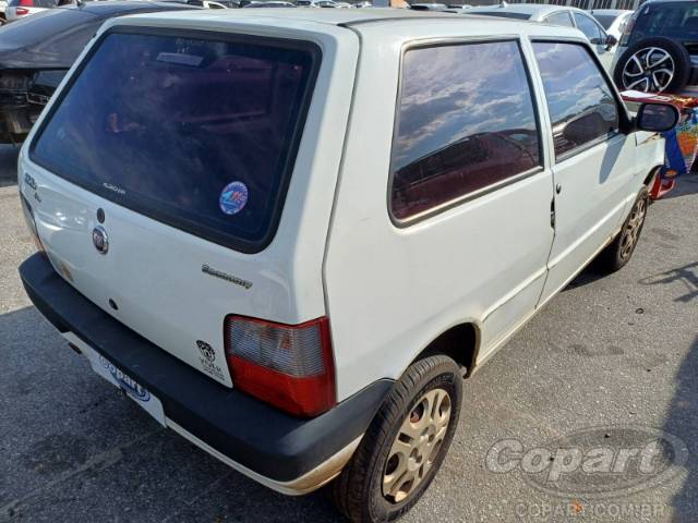 2013 FIAT UNO 