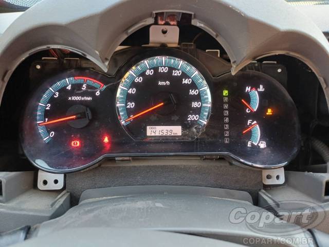 2013 TOYOTA HILUX SW4 