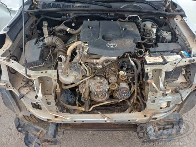 2021 TOYOTA HILUX CD 