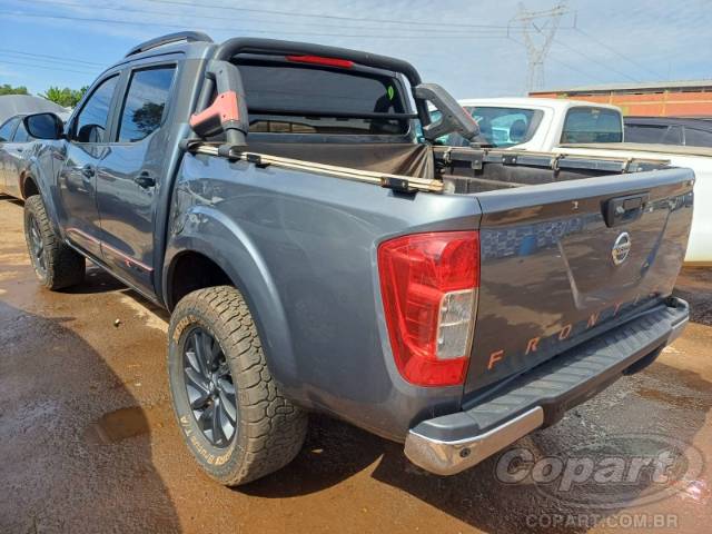 2022 NISSAN FRONTIER CD 
