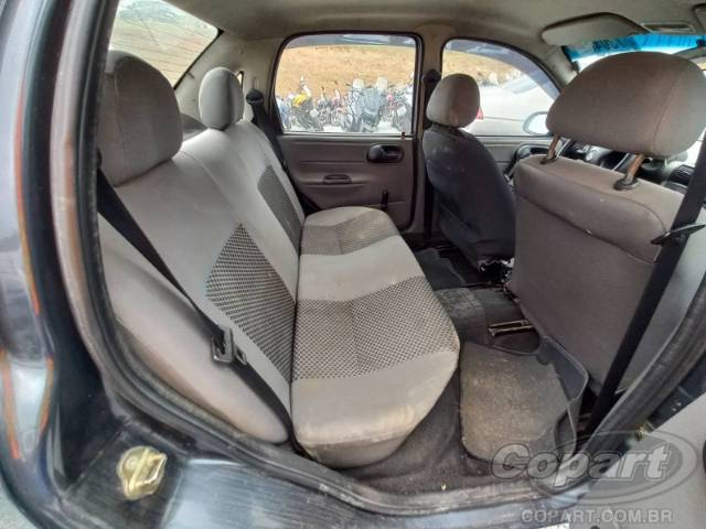 2009 CHEVROLET CLASSIC 