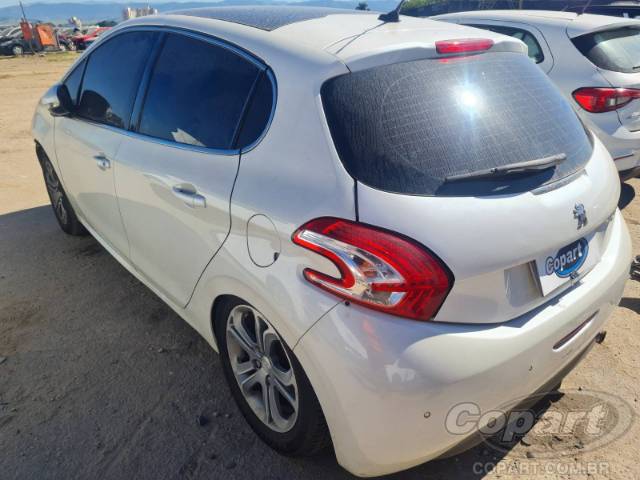 2015 PEUGEOT 208 