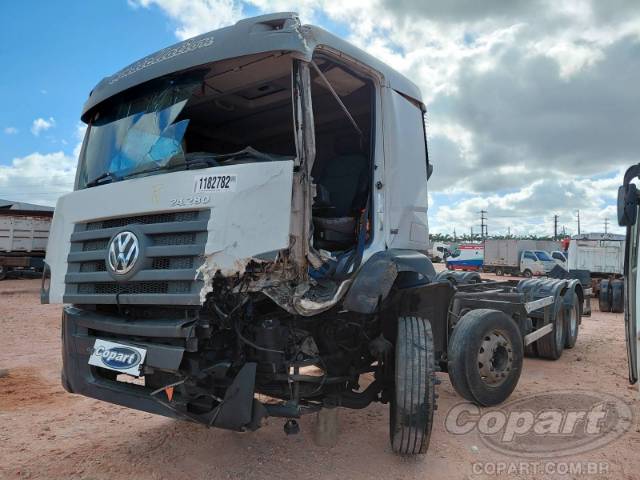 2017 VOLKSWAGEN CONSTELLATION 
