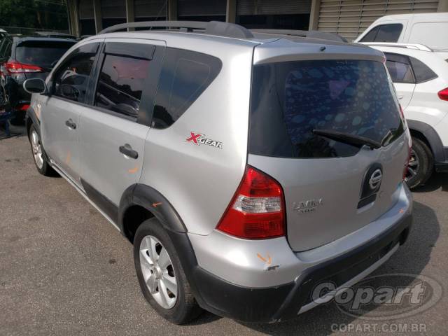 2011 NISSAN LIVINA 