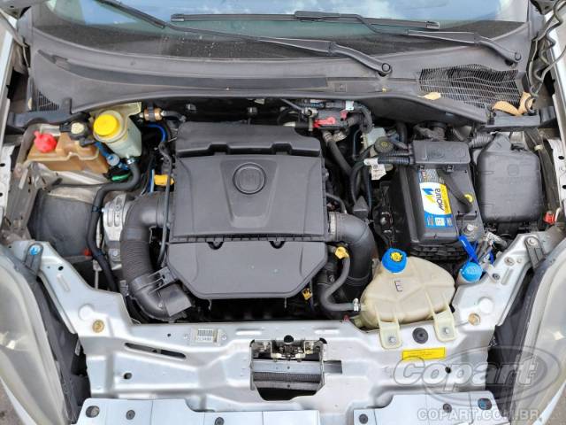2014 FIAT PUNTO 
