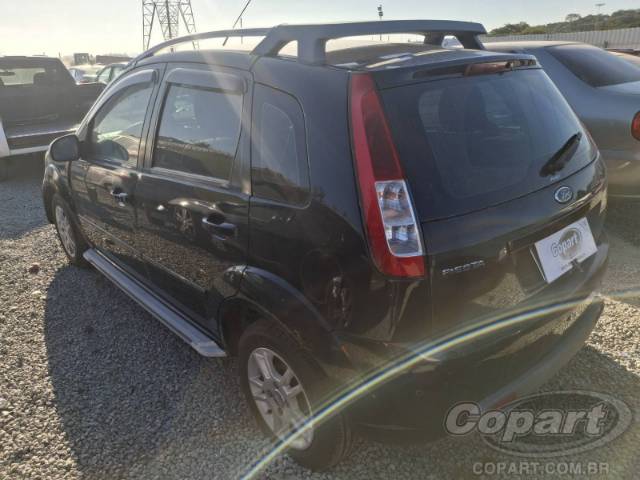 2010 FORD FIESTA 