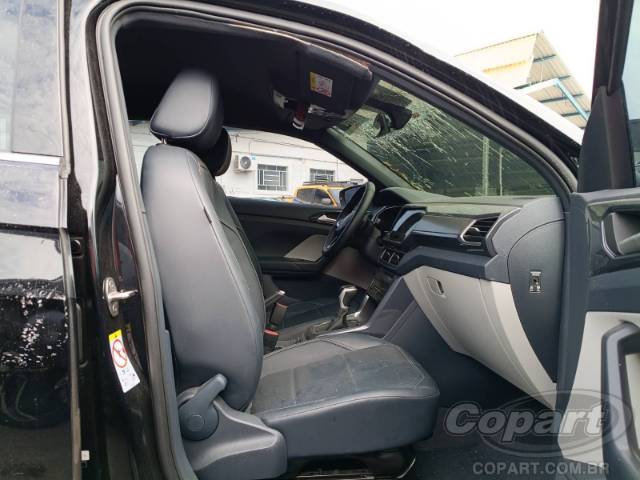 2024 VOLKSWAGEN T-CROSS 