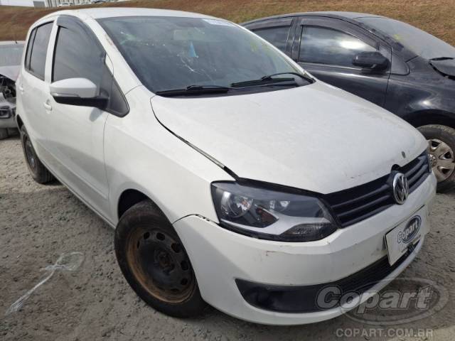 2013 VOLKSWAGEN FOX 