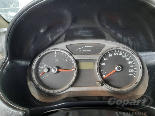 2010 VOLKSWAGEN VOYAGE 