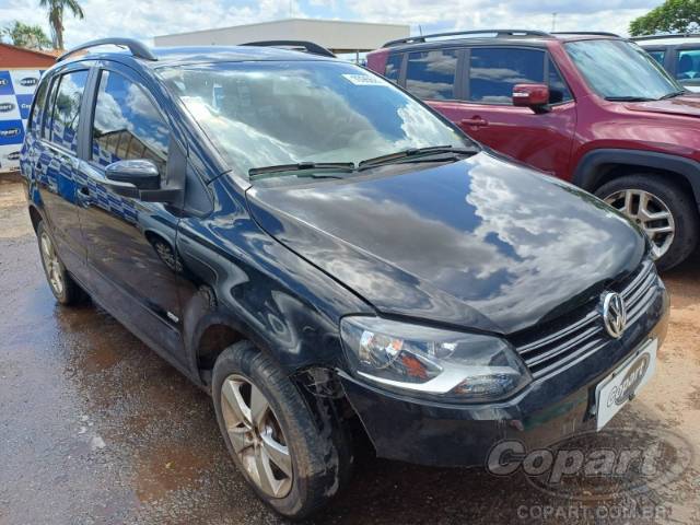 2013 VOLKSWAGEN SPACEFOX 