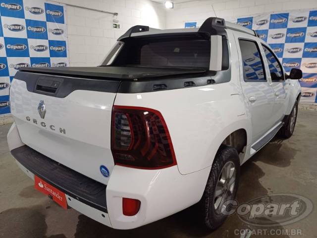 2022 RENAULT DUSTER OROCH 