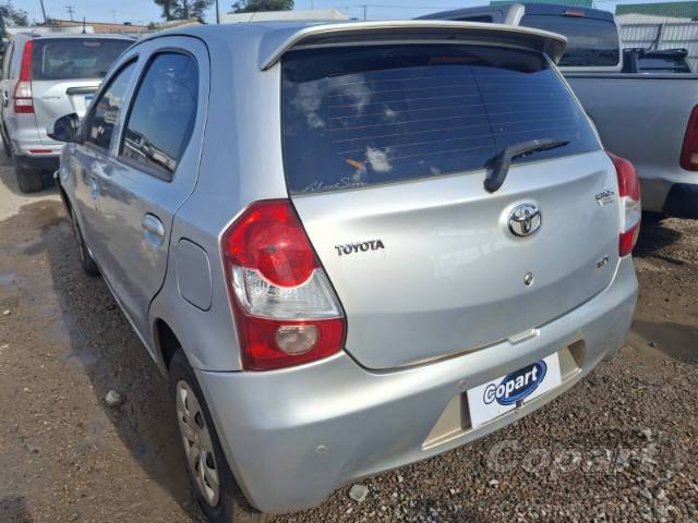 2015 TOYOTA ETIOS 