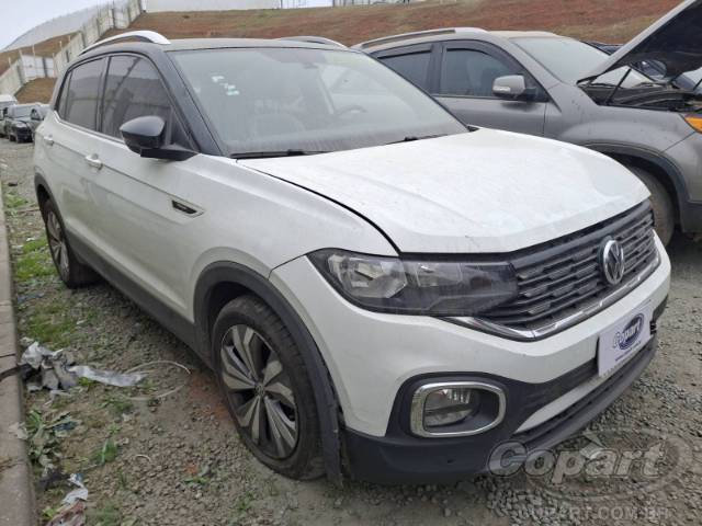 2020 VOLKSWAGEN T-CROSS 