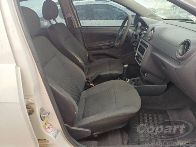 2016 VOLKSWAGEN GOL 
