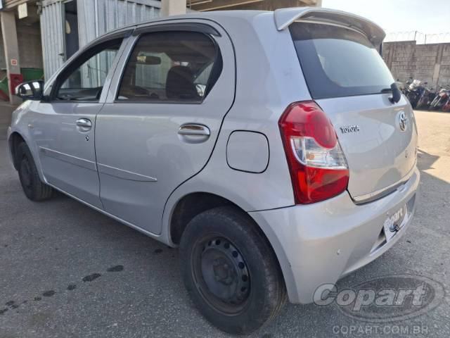 2015 TOYOTA ETIOS 