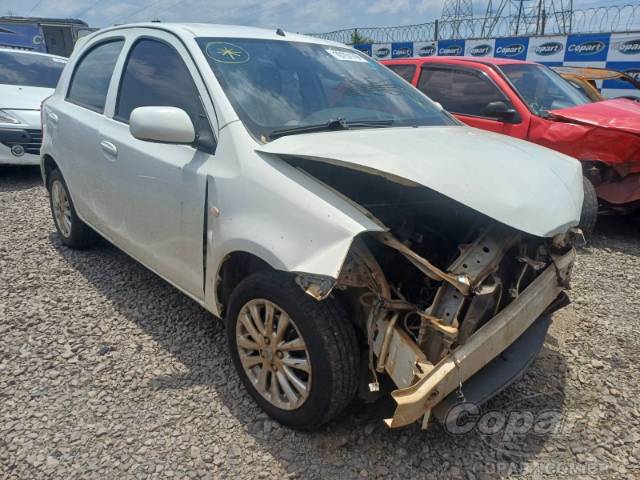 2013 TOYOTA ETIOS 