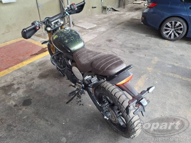 2025 TRIUMPH SCRAMBLER 