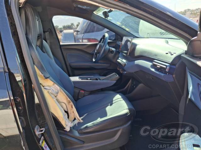 2025 BYD DOLPHIN MINI 