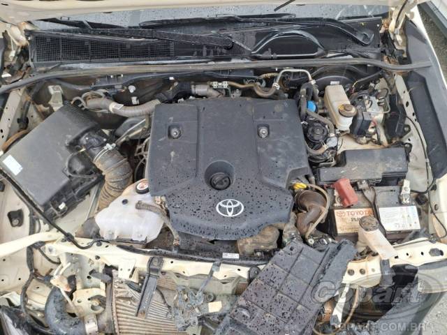 2025 TOYOTA HILUX CS 