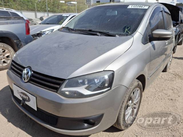 2013 VOLKSWAGEN FOX 