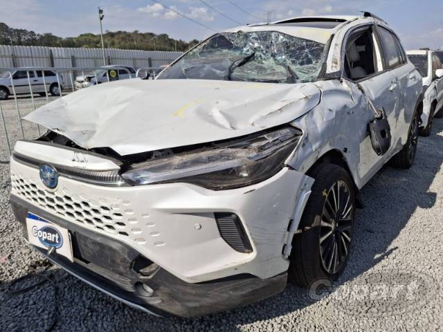 2026 TOYOTA COROLLA CROSS 