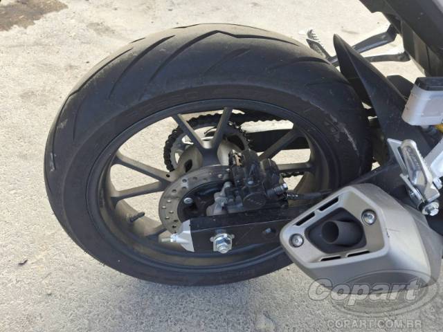 2026 HONDA CB 300F 