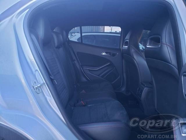 2015 MERCEDES BENZ GLA 