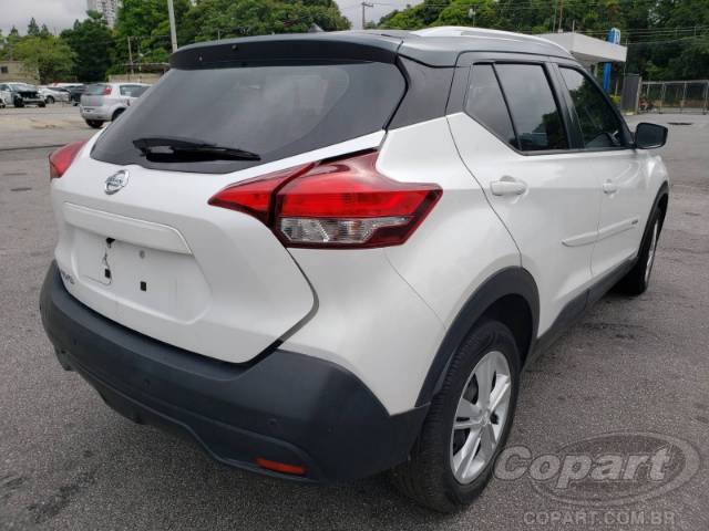 2020 NISSAN KICKS 