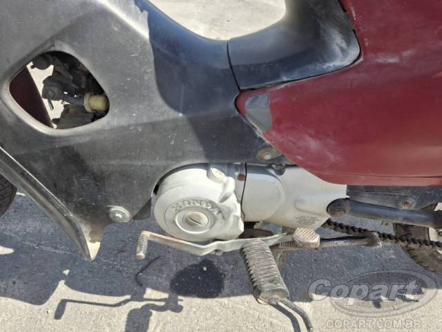 2005 HONDA C 100 