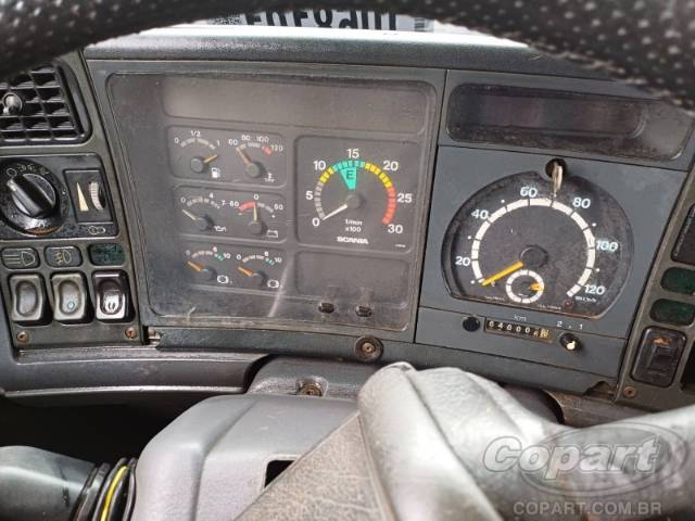 2004 SCANIA R124 
