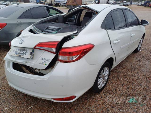 2019 TOYOTA YARIS SEDA 