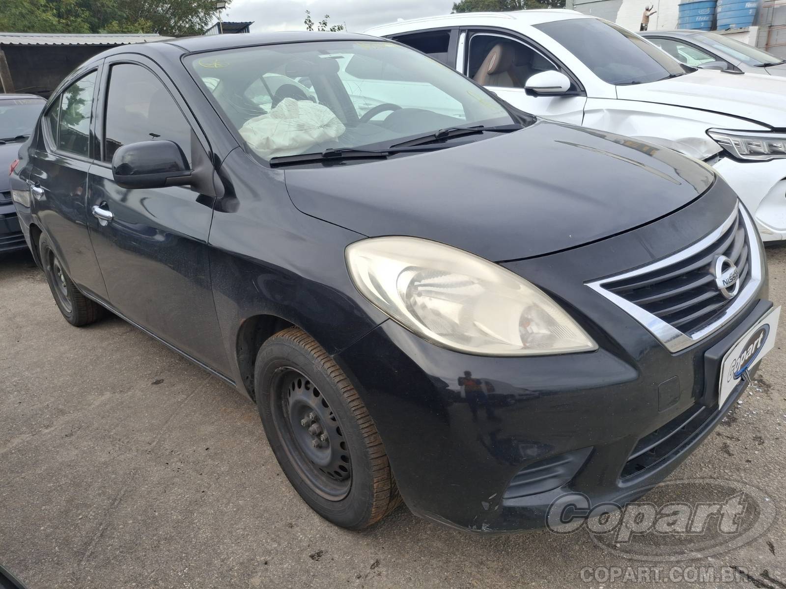 Nissan Versa