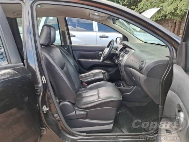 2012 NISSAN LIVINA 