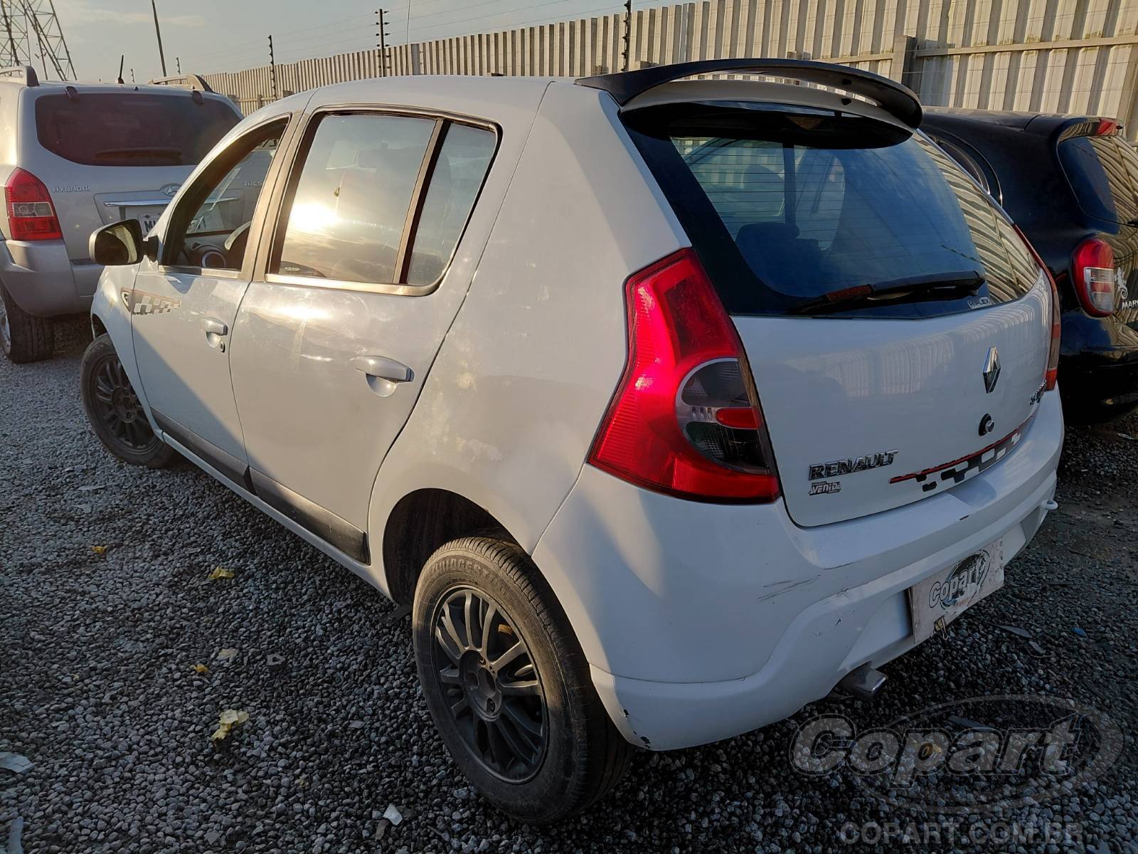 Foto 3: 2011 RENAULT SANDERO