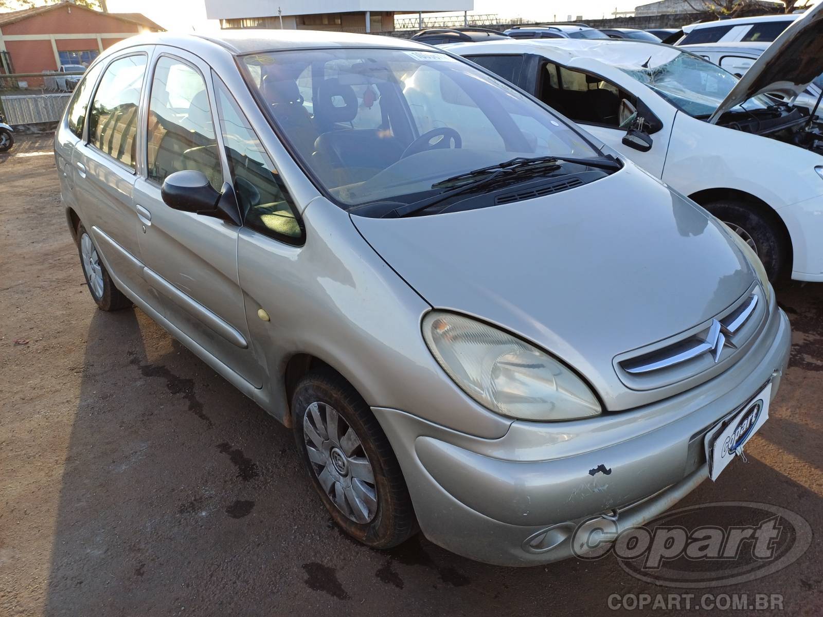 Veículo Peugeot Xsara Picasso CITROEN XSARA PICASSO 2010 2011 em leilão