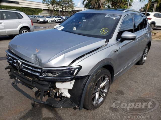 2021 VOLKSWAGEN TIGUAN 