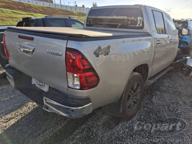 2024 TOYOTA HILUX CD 