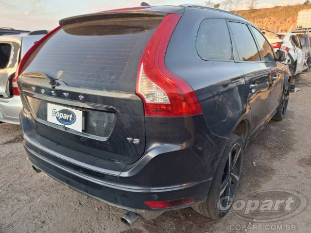 2016 VOLVO XC60 