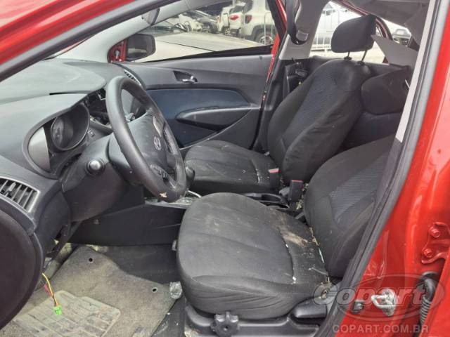 2015 HYUNDAI HB20 