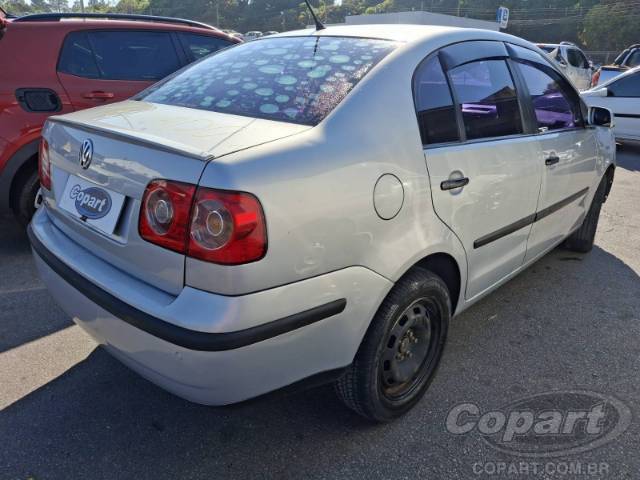 2009 VOLKSWAGEN POLO SEDAN 