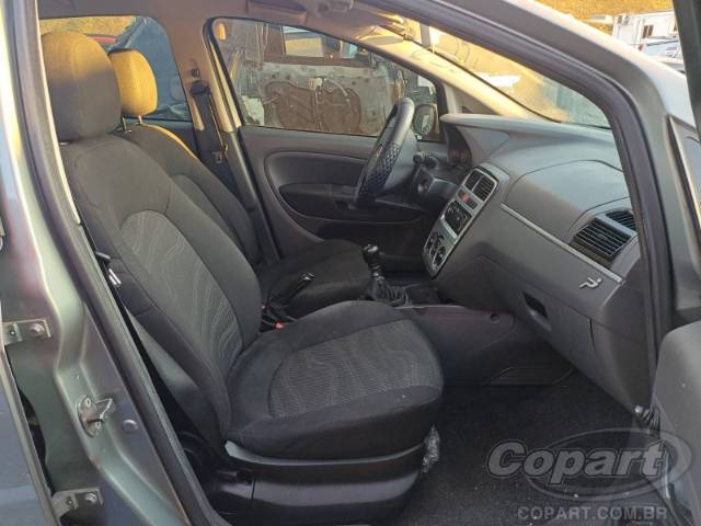 2011 FIAT PUNTO 