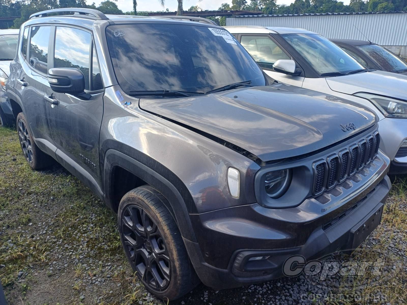 Veículo Fiat Renegade 2023 JEEP RENEGADE 1.3 16V GSE TURBO 2023 em leilão