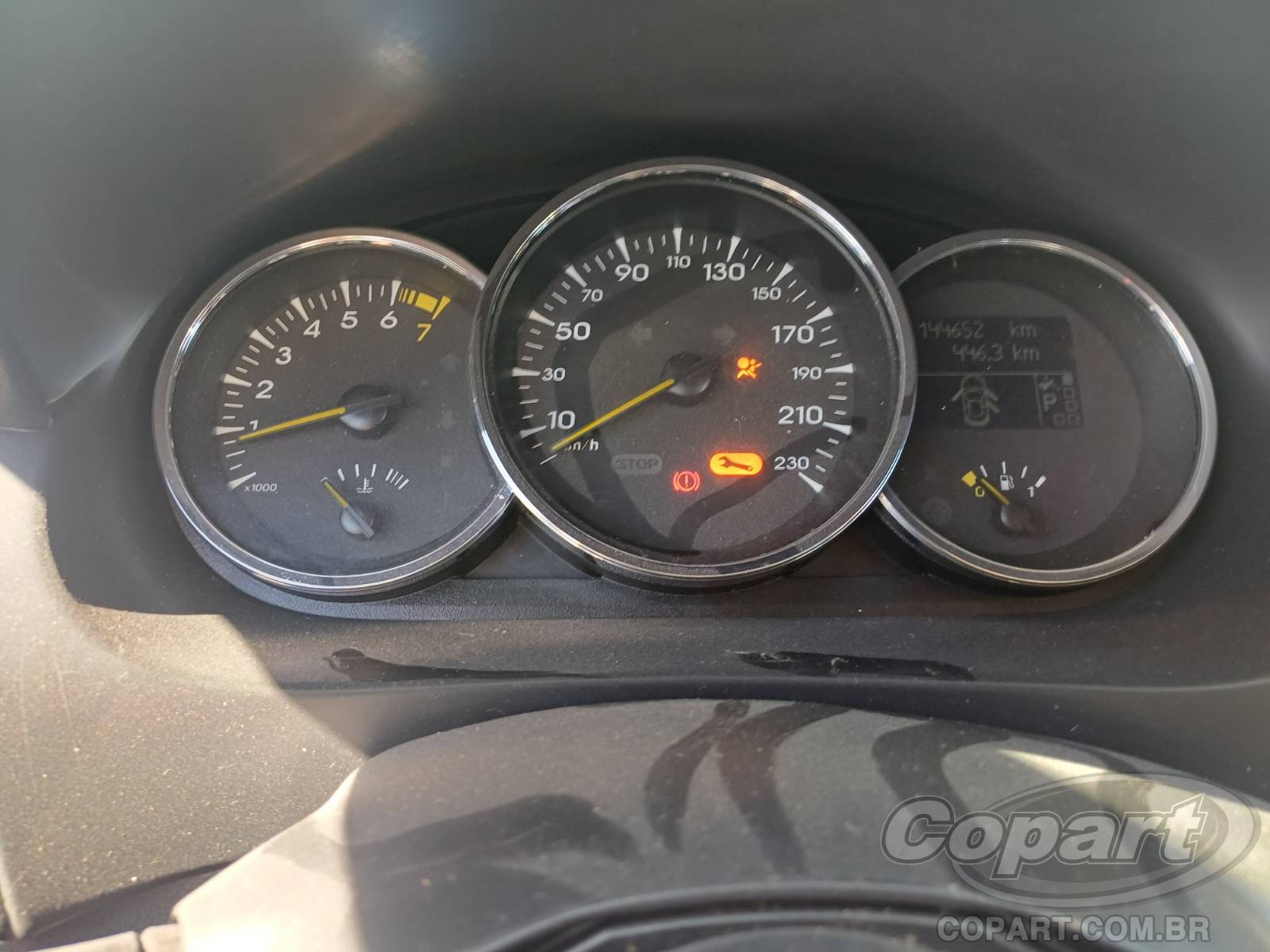 Foto 8 de 10: 2012 RENAULT FLUENCE