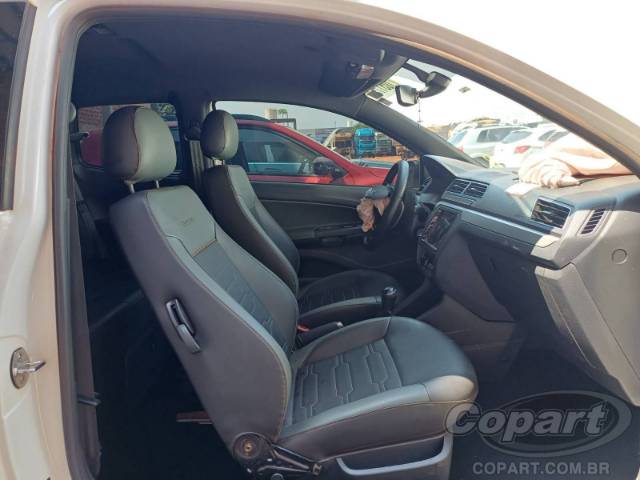 2025 VOLKSWAGEN SAVEIRO CD 